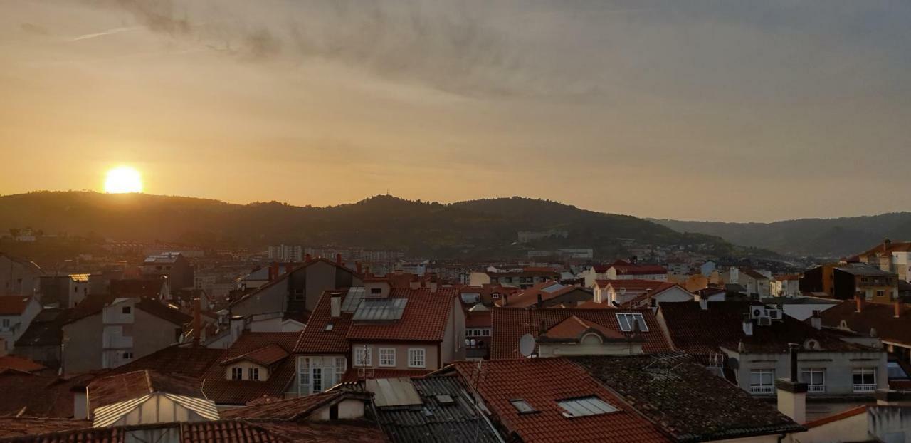 Duplex Luminoso Con Vistas En El Centro De Ourense公寓 外观 照片